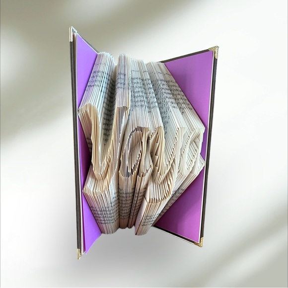 *MADE TO ORDER” Book Folding Art “Yaya” - Picture 3 of 8
